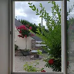 Les Du Hameau Des Deux Ailes *