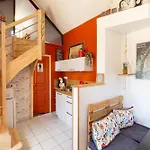 Les Du Hameau Des Deux Ailes 펜션 Précigné