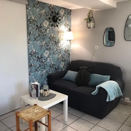 Holiday home Les Du Hameau Des Deux Ailes *