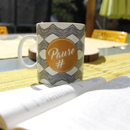 Les Du Hameau Des Deux Ailes *