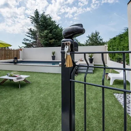 Les Du Hameau Des Deux Ailes Дом отдыха