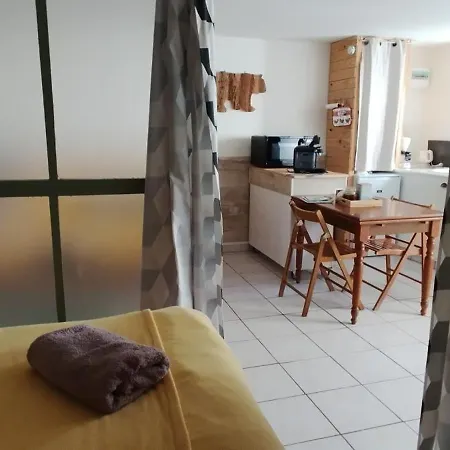 Les Du Hameau Des Deux Ailes 別荘