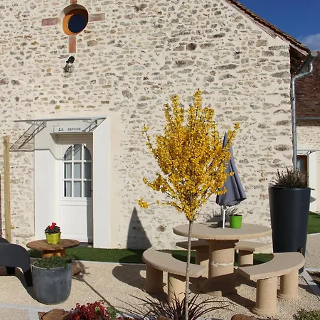 Les Du Hameau Des Deux Ailes 別荘 *