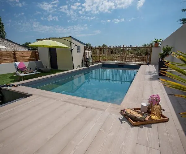 Prázdninový dům Les Du Hameau Des Deux Ailes *